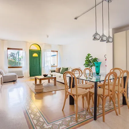 Verdemare, A Parcheggio Privato E Splendido Giardino Nyaraló Viareggio